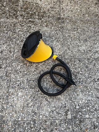 Pompa a pedale per gonfiabili