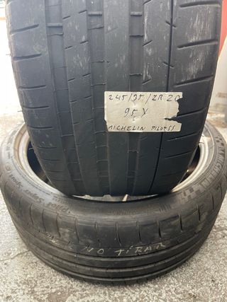 Neumáticos Michelin Pilot Sport 245/35ZR20
