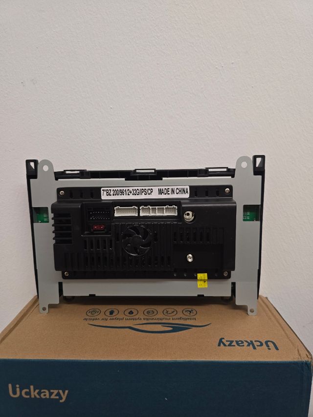 Radio Android 12 Mercedes Benz