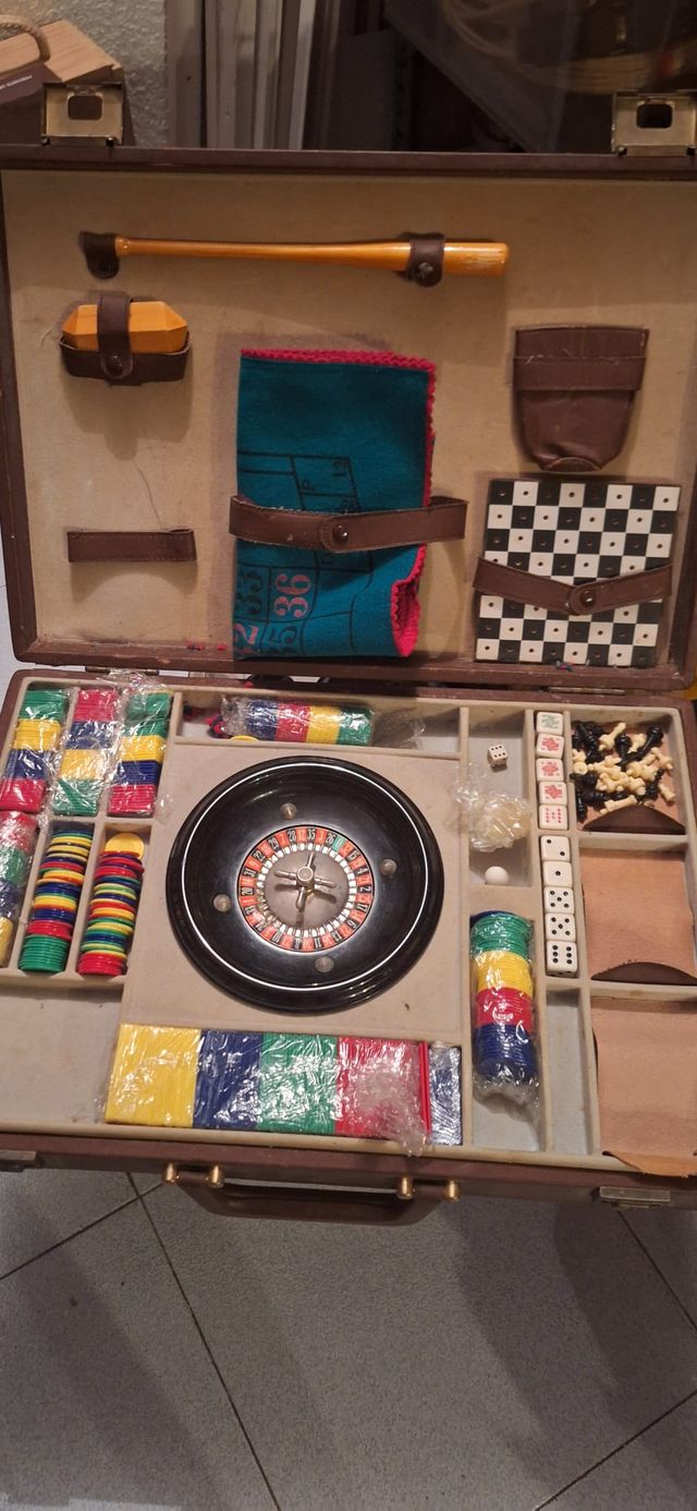 Maletin de juegos precio negociable