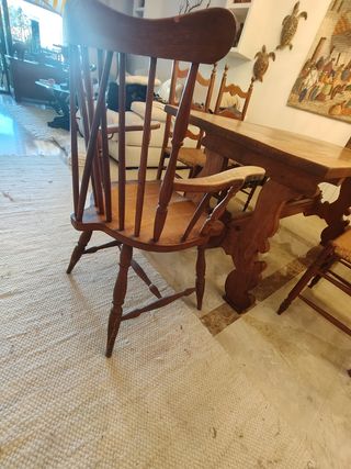 Mesa Roble artesana + 4 sillas + 2 cabeceros