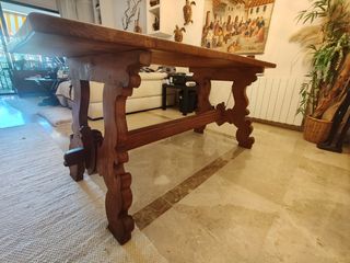 Mesa Roble artesana + 4 sillas + 2 cabeceros