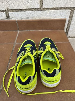 Zapatillas KELME fútbol sala - usadas