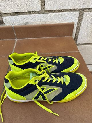 Zapatillas KELME fútbol sala - usadas