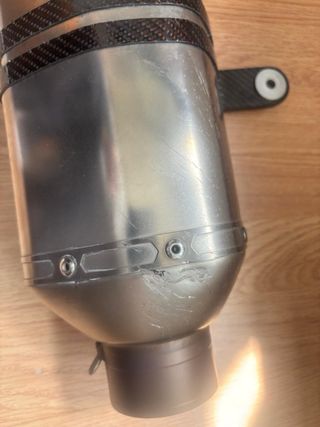 Silenciador Akrapovic BMW S1000R HP4