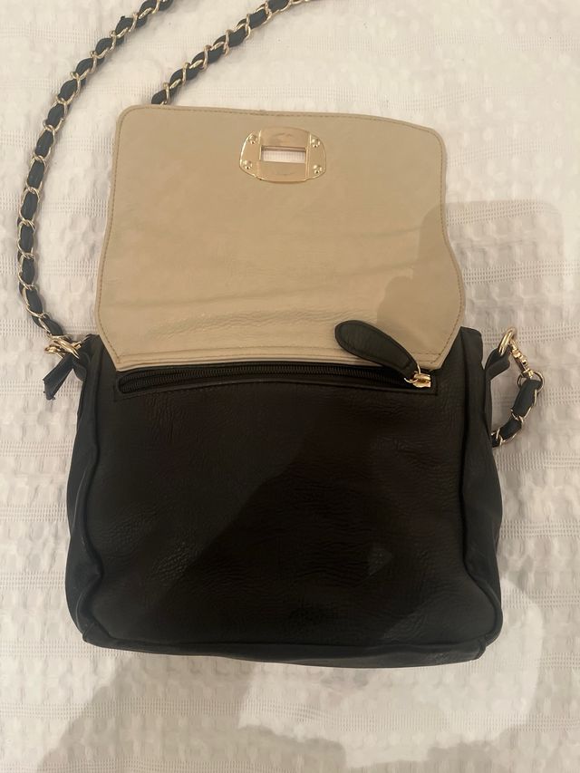 Bolso negro y multicolor