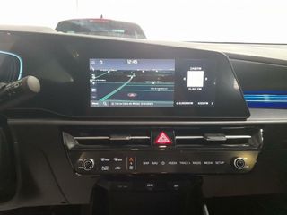 Kia Niro 1.6 GDi HEV 95kW (129CV) Drive