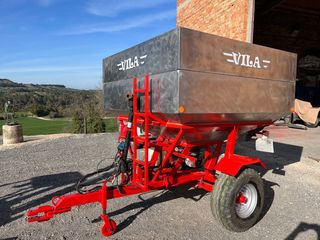 Abonadora Vila inox 3500kg