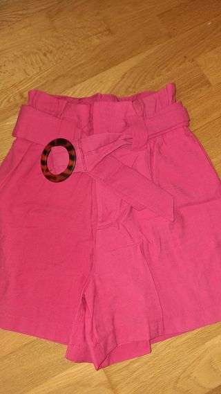 Shorts fucsia Stradivarius