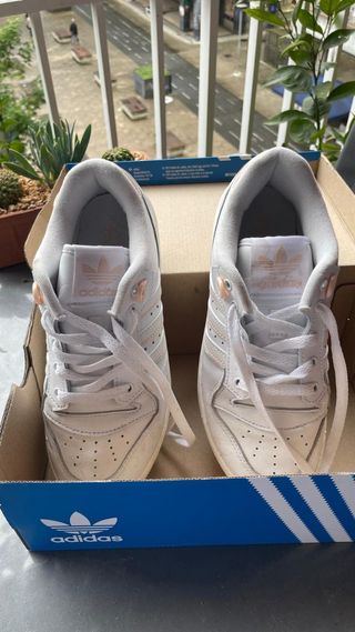 Zapatillas Adidas blancas