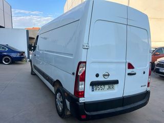 Nissan NV400 2015