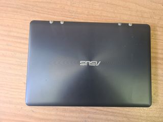 Portátil ASUS 14"