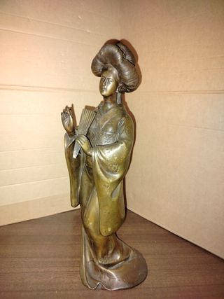 Geisha japonesa bronce
