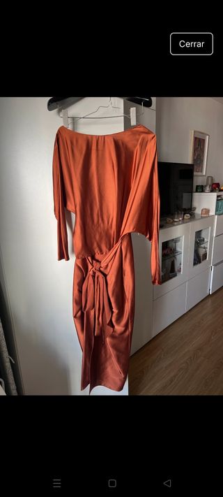 Vestido midi satinado - marrón y verde