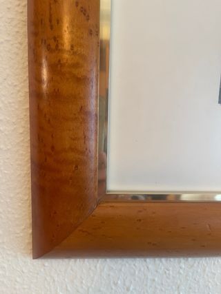 2 Cuadros con marco de raiz de gran calidad