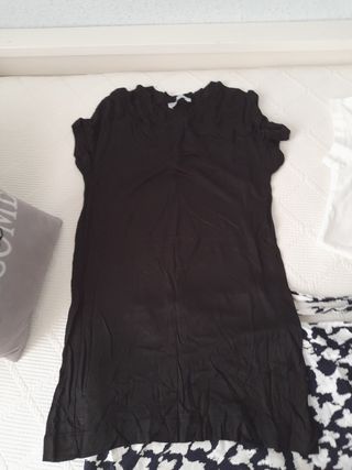 Lote de 3 prendas: pantalón y 2 camisetas talla S