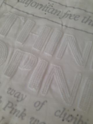 Lote de 3 prendas: pantalón y 2 camisetas talla S