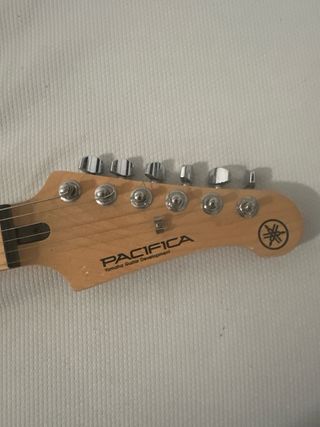 Yamaha Pacifica guitarra eléctrica  VENTA en mano