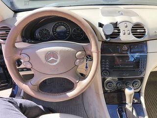 Mercedes-Benz CLK 320