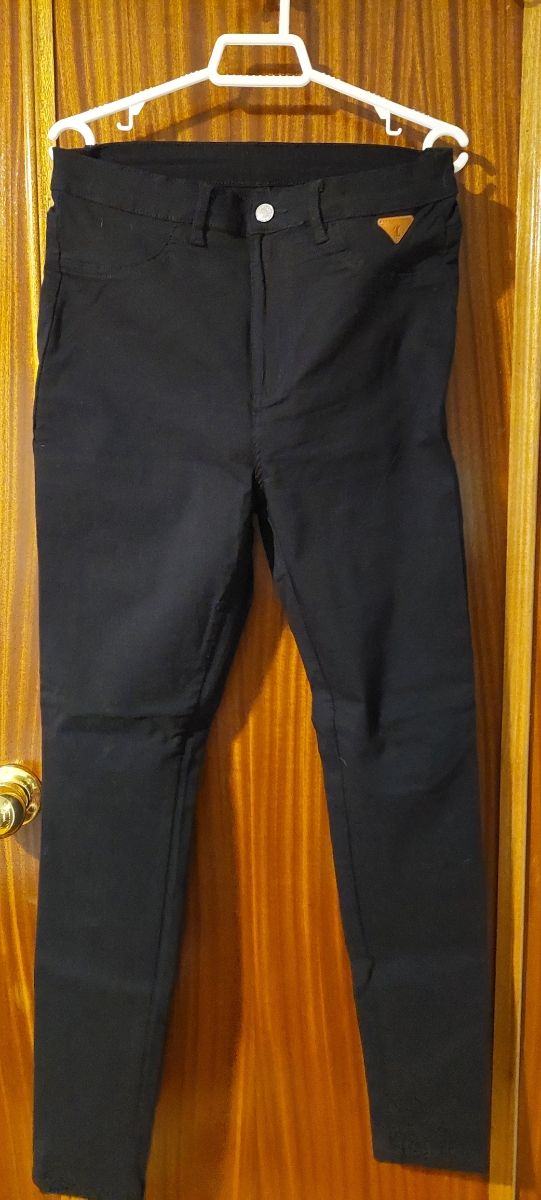 Vaqueros negros Shein - NUEVOS