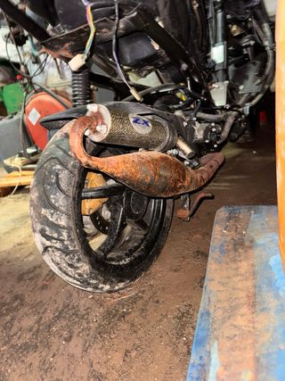 se vende despiece de aprilia sr 50
