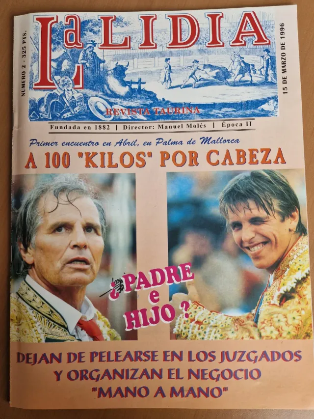 Dos revistas de "La Lidia" de 1996 y 12 láminas.