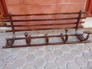 Perchero antiguo de madera