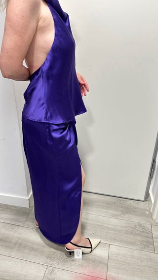 top satén morado fiesta