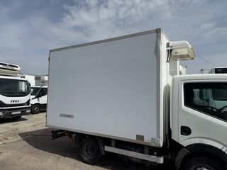 nissan cabstar carne colgada frigorifico