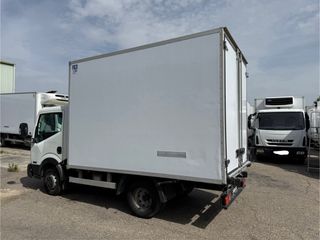 nissan cabstar carne colgada frigorifico