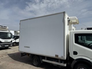 nissan cabstar carne colgada frigorifico