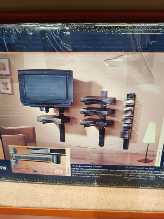 Soporte TV + estanterías