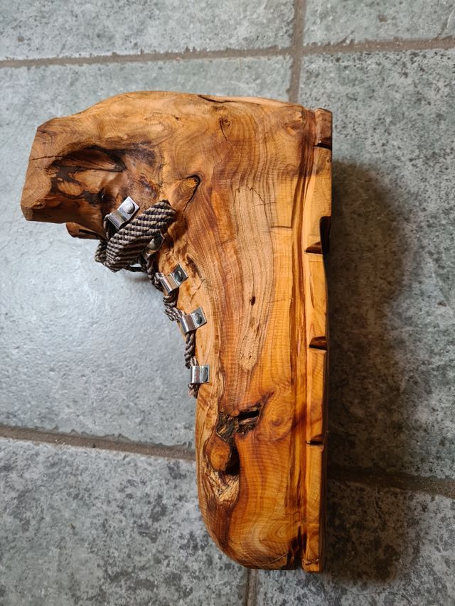 Fermaporta in legno