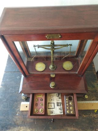 Balanza Antigua Farmacia - Bascula y pesos