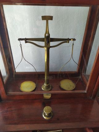 Balanza Antigua Farmacia - Bascula y pesos
