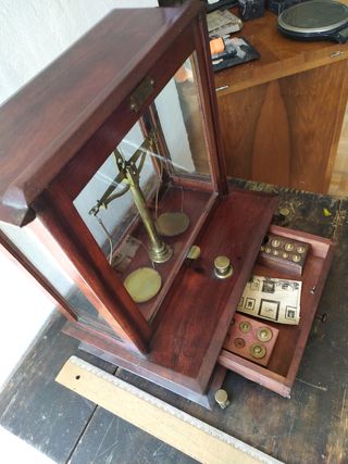 Balanza Antigua Farmacia - Bascula y pesos