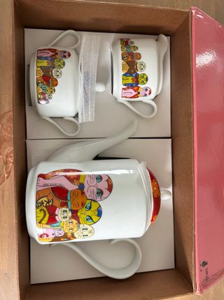 Cafetera y juego azucarero-lechera, cerámica