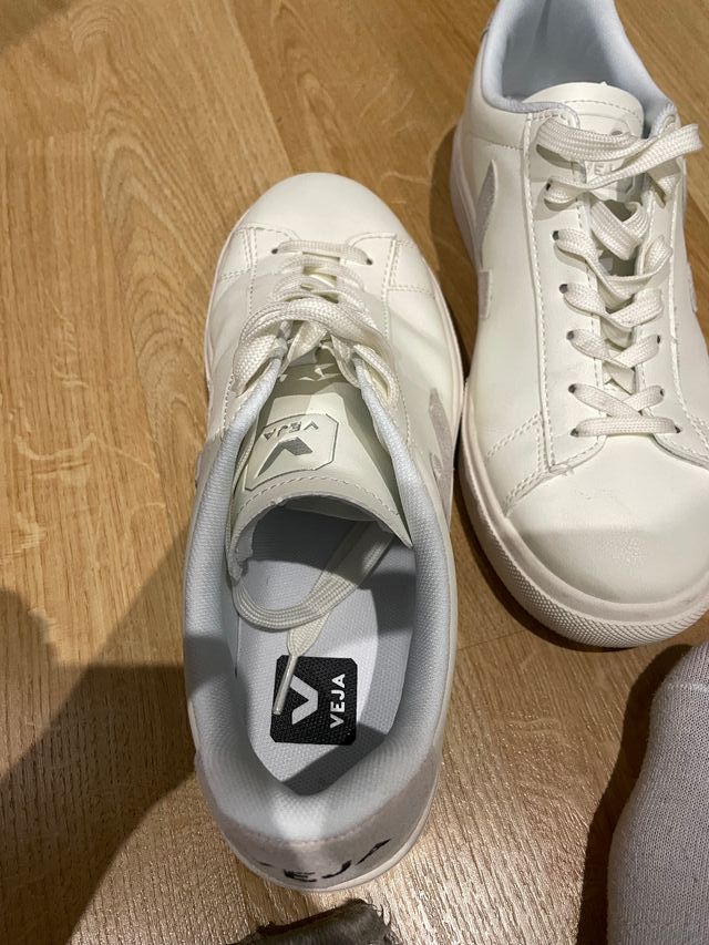 Zapatillas Veja blancas