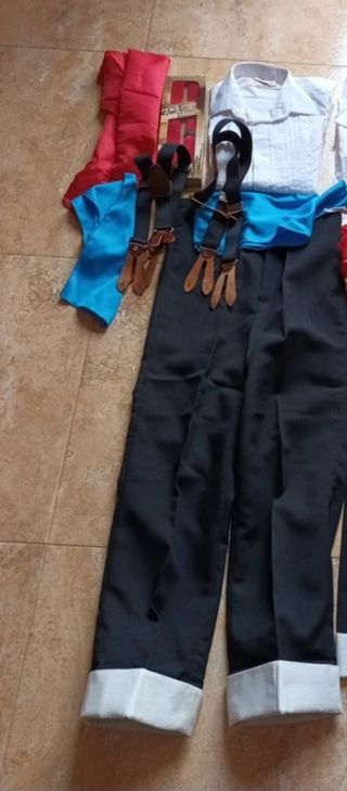 Traje corto niño talla 9 - Blanco y Negro