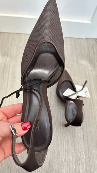 Zapatos tacón aguja marrones