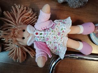 Peluches  y Muñeca