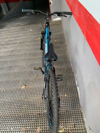 Bicicleta BH- Azul y negra