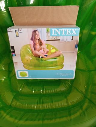 Sillón inflable intex, gratis inflador de pie.