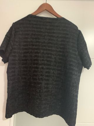 Blusa negra talla L