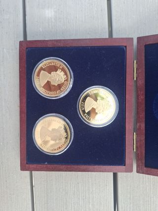 3 Monete Elisabetta II 2015 Gilbilterra
