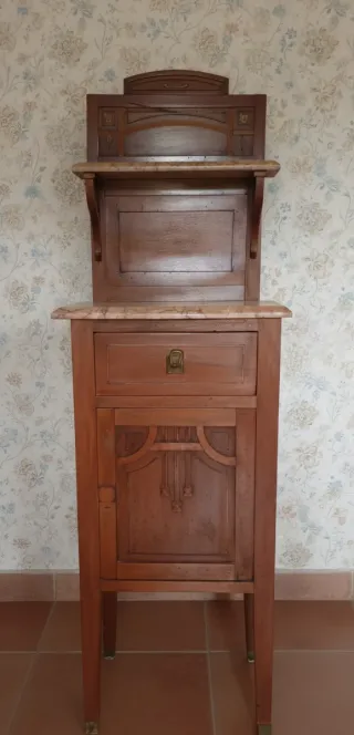 Mesita noche antigua - Madera y mármol