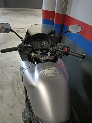 Honda CBF 600 - Moto
