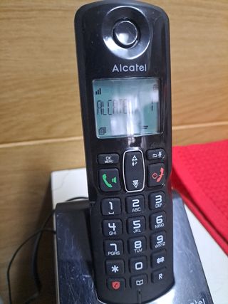 Teléfono Alcatel negro
