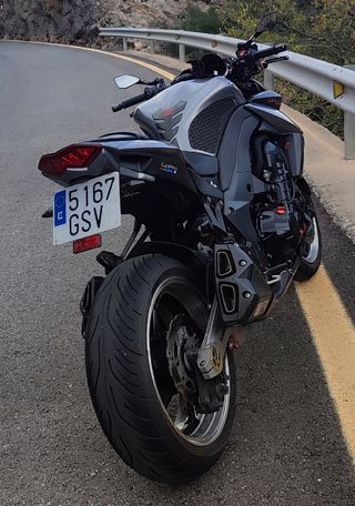 Kawasaki Z1000 - Moto Impecable