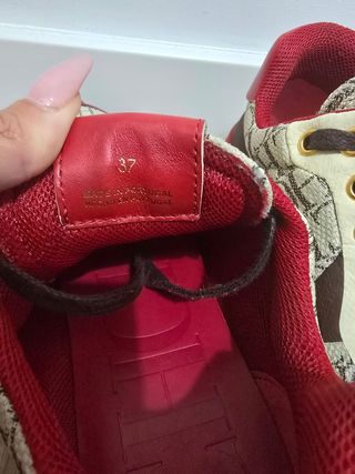 Zapatillas Carolina Herrera - Beige y Rojo